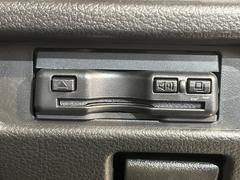 【ＥＴＣ】高速道路の料金所をストレスなく通過！話題のスポットやサービスエリアに多い「スマートIntercooler」利用時は必須のアイテムです。当店でセットアップを実施、ご納車当日からすぐにご利用いただけます！ 7