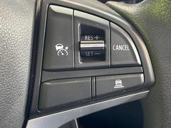 �ڥ����ץƥ��֥��롼������ȥ�����۹�®ƻϩ�Ǥ�Ĺ��Υ���Ԥ��ڤˡ�����ư��®�٤��ݤĥ��롼������ȥ����뤬�����ͷڸ������ƥ��Ϣ�Ȥ��������μ�ξ���Τ��Ƽִ֤��ݤĤ褦��®��Ĵ�ᤷ�Ƥ���ޤ����� 4