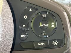 �ڥ����ץƥ��֥��롼������ȥ�����۹�®ƻϩ�Ǥ�Ĺ��Υ���Ԥ��ڤˡ�����ư��®�٤��ݤĥ��롼������ȥ����뤬�����ͷڸ������ƥ��Ϣ�Ȥ��������μ�ξ���Τ��Ƽִ֤��ݤĤ褦��®��Ĵ�ᤷ�Ƥ���ޤ����� 6