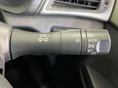 �ڥ����ȥ饤�ȡۼ�������뤵�˱����Ƽ�ư�ǥإåɥ饤�Ȥ��������������Ǥ��뵡ǽ�Ǥ����饤�Ȥ��դ�˺�졦�ä�˺��ʤɤ�̵���ʤꡢ��������ͼ�������Ԥ�¿����ȥ�ͥ��̲���������Ǥ��͢� 6