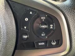 �ڥ����ץƥ��֥��롼������ȥ�����۹�®ƻϩ�Ǥ�Ĺ��Υ���Ԥ��ڤˡ�����ư��®�٤��ݤĥ��롼������ȥ����뤬�����ͷڸ������ƥ��Ϣ�Ȥ��������μ�ξ���Τ��Ƽִ֤��ݤĤ褦��®��Ĵ�ᤷ�Ƥ���ޤ����� 6