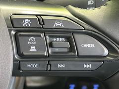 �ڥ졼�������롼������ȥ�����۹�®ƻϩ�Ǥ�Ĺ��Υ���Ԥ��ڤˡ�����ư��®�٤��ݤĥ��롼������ȥ����뤬�����ͷڸ������ƥ��Ϣ�Ȥ��������μ�ξ���Τ��Ƽִ֤��ݤĤ褦��®��Ĵ�ᤷ�Ƥ���ޤ����� 6