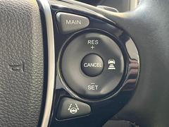 �ڥ����ץƥ��֥��롼������ȥ�����۹�®ƻϩ�Ǥ�Ĺ��Υ���Ԥ��ڤˡ�����ư��®�٤��ݤĥ��롼������ȥ����뤬�����ͷڸ������ƥ��Ϣ�Ȥ��������μ�ξ���Τ��Ƽִ֤��ݤĤ褦��®��Ĵ�ᤷ�Ƥ���ޤ����� 6