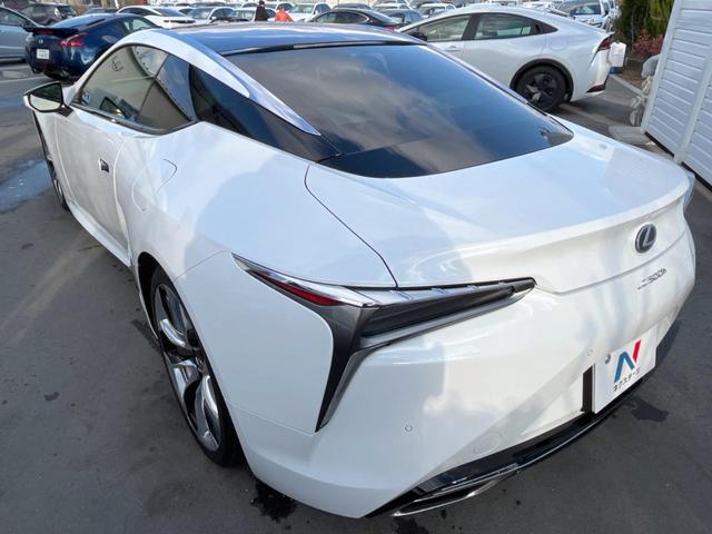 ＬＣ ＬＣ５００ｈ　Ｌパッケージ　マークレビンソン　パノラマルーフ　セーフティシステム＋　純正ＯＰ２１インチＡＷ　ブリージーブルーシート　フルＬＥＤヘッド　純正１０．３インチナビ　バックカメラ　革巻きステアリング　パドルシフト　禁煙車（31枚目）