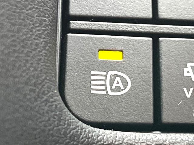 クラウンハイブリッド ＲＳアドバンス　ＴＲＤエアロ（Ｆ）　ムーンルーフ　レザーシートパッケージ　セーフティパッケージプラス　デジタルインナーミラー　純正ナビ　パノラミックビュー　三眼ＬＥＤヘッド　セーフティセンス　ブラインドスポット　禁煙（53枚目）