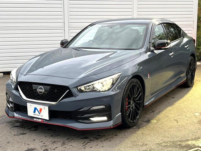 スカイライン ニスモ　１０００台限定車　４２０ＰＳ　ＲＥＣＡＲＯシート　純正ナビ　アラウンドビュー　純正１９インチＥＮＫＥＩ製ＡＷ　インテリジェントクルーズコントロール　ツインターボ　ＬＥＤヘッド　革巻きステアリング　禁煙（28枚目）
