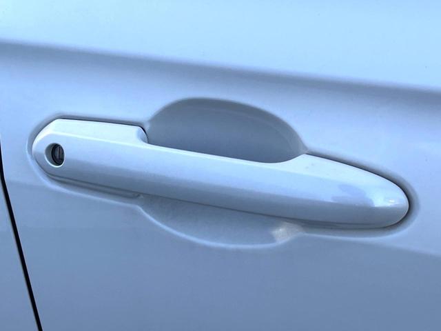 クラウンハイブリッド Ｓ　Ｃパッケージ　セーフティセンス　ブラインドスポット　純正ＳＤナビ　パノラミックビュー　レーダークルーズ　ＬＥＤヘッド　パワーシート　シートヒーター　純正１６インチＡＷ　革巻きステアリング　パドルシフト　スマートキー（35枚目）