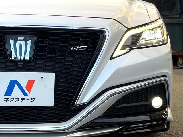 クラウンハイブリッド ＲＳアドバンス　ムーンルーフ　ＴＲＤフルエアロ　セーフティパッケージプラス　黒革　純正ナビ　パノラミックビュー　セーフティセンス　三眼ＬＥＤヘッド　ブラインドスポット　レーダークルーズ　シートベンチレーション　禁煙車（26枚目）