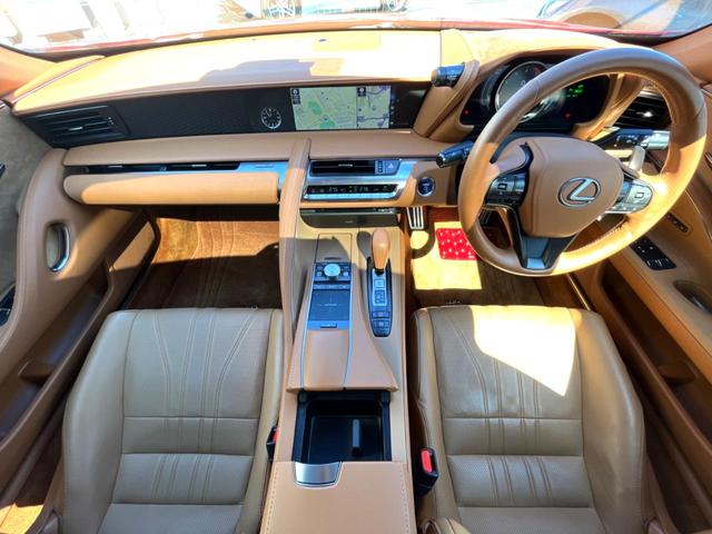 ＬＣ ＬＣ５００ｈ　Ｌパッケージ　マークレビンソン　純正ＯＰ２１インチＡＷ　パノラマルーフ　セーフティシステムプラス　セミアニリン革シート　パワーシート　純正１０．３インチナビ　バックカメラ　フルＬＥＤヘッド　革巻きステアリング　禁煙（2枚目）