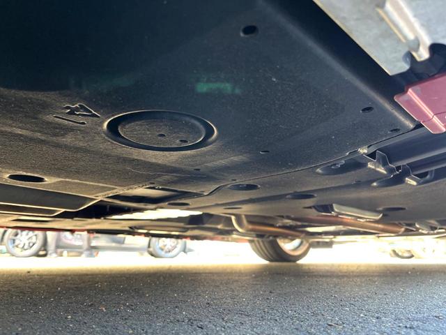 ＬＣ ＬＣ５００ｈ　Ｌパッケージ　マークレビンソン　純正ＯＰ２１インチＡＷ　パノラマルーフ　セーフティシステムプラス　セミアニリン革シート　パワーシート　純正１０．３インチナビ　バックカメラ　フルＬＥＤヘッド　革巻きステアリング　禁煙（33枚目）