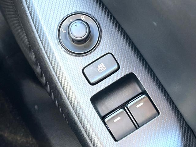 ロードスター Ｓレザーパッケージ　ＢＯＳＥ　黒革　マツダコネクト　バックカメラ　セーフティパッケージ　ブラインドスポット　スマートシティーブレーキサポート　ＬＥＤヘッド　純正１６インチＡＷ　シートヒーター　革巻きステアリング　禁煙車（41枚目）