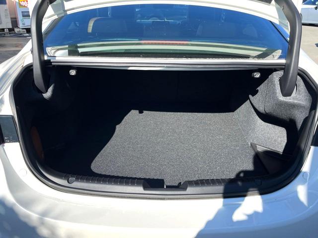 MAZDA6セダン XD 20thアニバーサリーエディション 特別仕様車 サンルーフ ターボ マツダコネクト 360度ビュー 茶革 メモリー付パワーシート シートヒーター アドバンストスマートシティブレーキサポート BSM レーダークルーズ 純正19インチAW(13枚目)