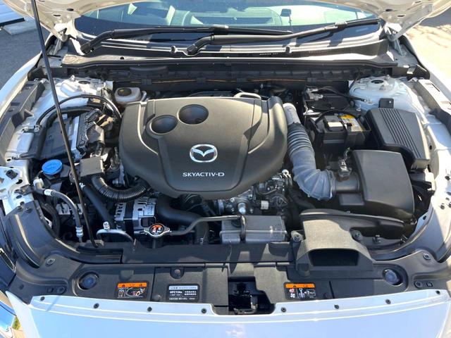 MAZDA6セダン XD 20thアニバーサリーエディション 特別仕様車 サンルーフ ターボ マツダコネクト 360度ビュー 茶革 メモリー付パワーシート シートヒーター アドバンストスマートシティブレーキサポート BSM レーダークルーズ 純正19インチAW(20枚目)