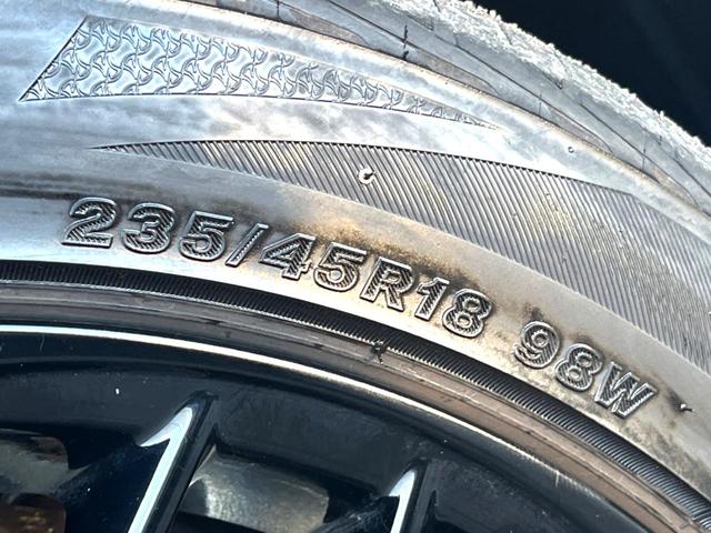 カムリ WSブラックエディション 特別仕様車 JBLサウンドシステム セーフティセンス 純正8インチディスプレイオーディオ バックカメラ 黒革 パワーシート シートヒーター LEDヘッド 純正18インチAW 革巻きステアリング 禁煙車(34枚目)