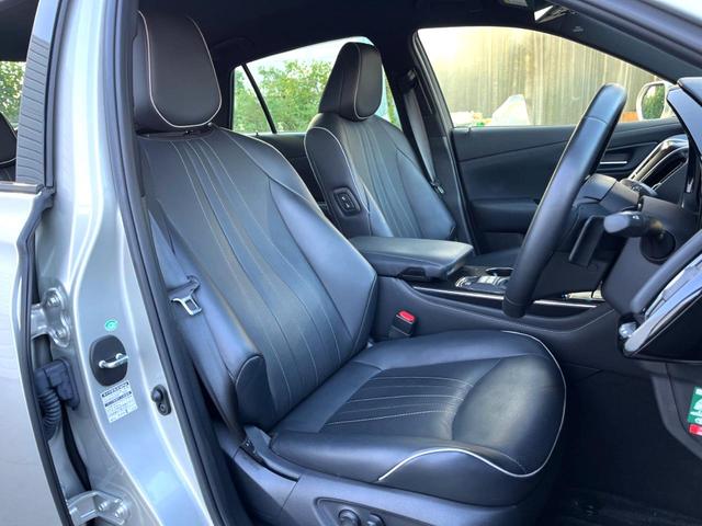 クラウンハイブリッド RSアドバンス レザーシートパッケージ セーフティパッケージプラス セーフティセンス ブラインドスポット 純正ナビ パノラミックビュー メモリー付パワーシート シートベンチレーション 三眼LEDヘッド パドルシフト(11枚目)