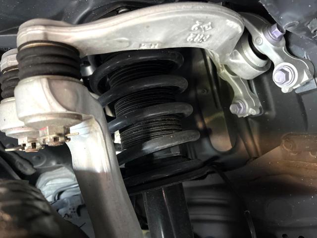 クラウンハイブリッド RSアドバンス レザーシートパッケージ セーフティパッケージプラス セーフティセンス ブラインドスポット 純正ナビ パノラミックビュー メモリー付パワーシート シートベンチレーション 三眼LEDヘッド パドルシフト(22枚目)