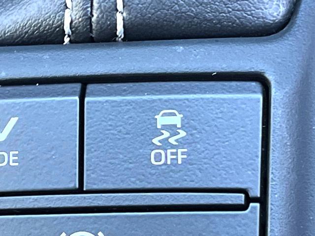 クラウンハイブリッド RSアドバンス レザーシートパッケージ セーフティパッケージプラス セーフティセンス ブラインドスポット 純正ナビ パノラミックビュー メモリー付パワーシート シートベンチレーション 三眼LEDヘッド パドルシフト(65枚目)