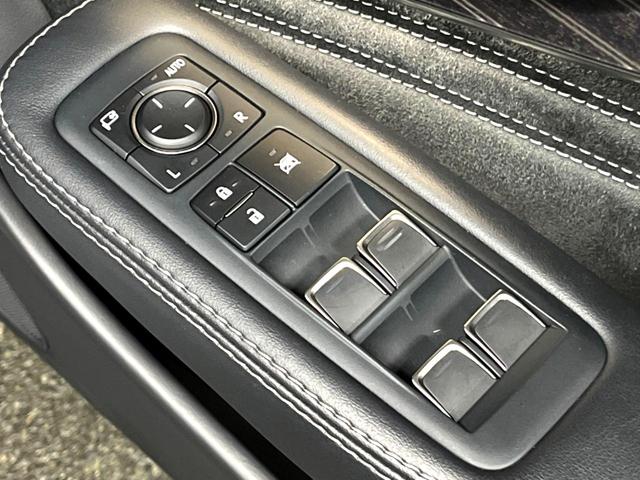 LS LS500h Iパッケージ ムーンルーフ 純正OP20インチAW セーフティシステムプラスA 黒革 パワーシート シートベンチレーション 純正12.3インチナビ パノラミックビュー 革巻きステアリング パドルシフト スマートキー(41枚目)