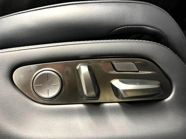 LS LS500h Iパッケージ ムーンルーフ 純正OP20インチAW セーフティシステムプラスA 黒革 パワーシート シートベンチレーション 純正12.3インチナビ パノラミックビュー 革巻きステアリング パドルシフト スマートキー(42枚目)