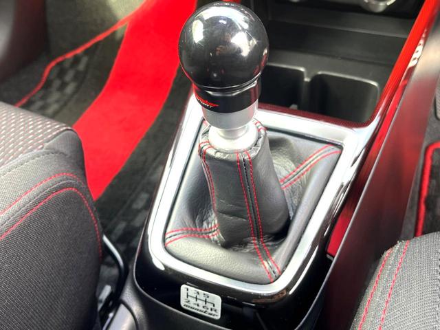 スイフトスポーツ ベースグレード MT Greddyフロントエアロ HKSマフラー 純正ナビ バックカメラ ターボ クルーズコントロール LEDヘッド WORK17インチAW シートヒーター ステンレス製ペダル LEDフロントフォグ(3枚目)