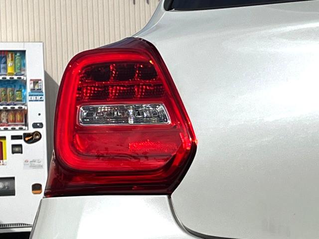 スイフトスポーツ ベースグレード MT Greddyフロントエアロ HKSマフラー 純正ナビ バックカメラ ターボ クルーズコントロール LEDヘッド WORK17インチAW シートヒーター ステンレス製ペダル LEDフロントフォグ(34枚目)