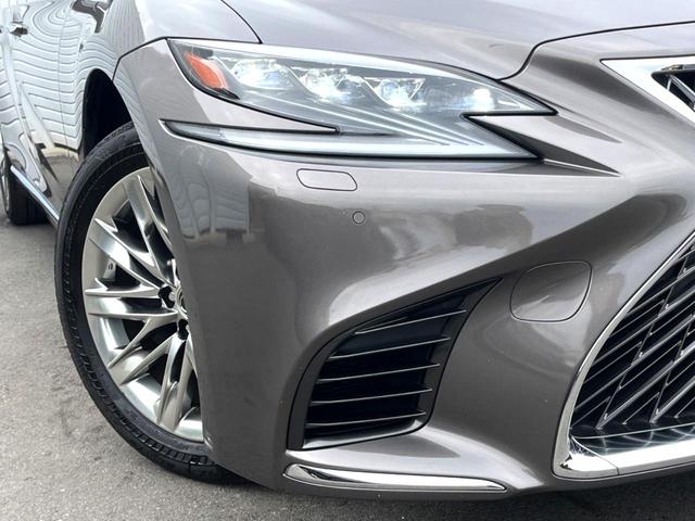 LS LS500 Iパッケージ ムーンルーフ セーフティシステムプラスA 黒革シート 純正12.3インチナビ パノラミックビュー パワーシート シートベンチレーション シートヒーター 純正19インチAW 革巻きステアリング 禁煙車(12枚目)