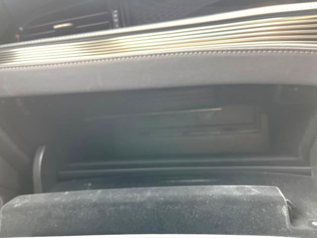 LS LS500 Iパッケージ ムーンルーフ セーフティシステムプラスA 黒革シート 純正12.3インチナビ パノラミックビュー パワーシート シートベンチレーション シートヒーター 純正19インチAW 革巻きステアリング 禁煙車(76枚目)
