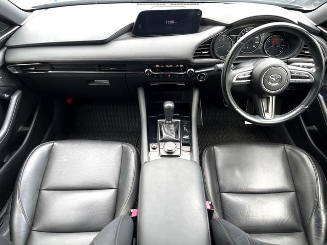 MAZDA3ファストバック 20S Lパッケージ BOSE 純正フルエアロ 純正OP18インチBBS製AW 360度セーフティパッケージ 黒革 パワーシート シートヒーター スマートシティーブレーキサポート クルージングトラフィックサポート 禁煙車(2枚目)