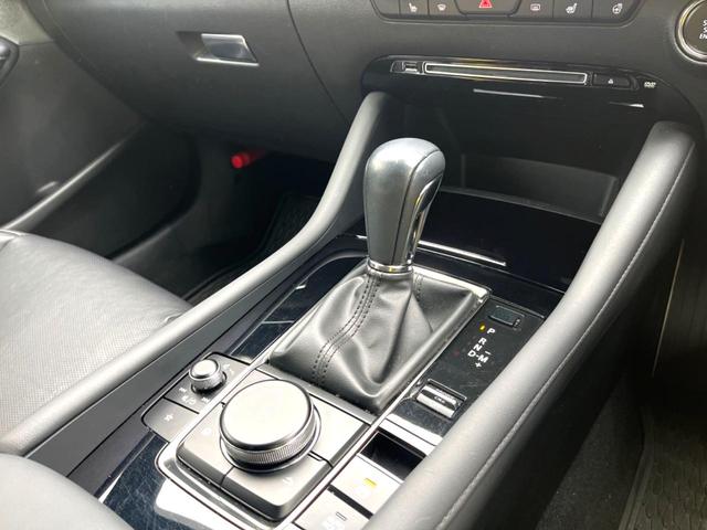 MAZDA3ファストバック 20S Lパッケージ BOSE 純正フルエアロ 純正OP18インチBBS製AW 360度セーフティパッケージ 黒革 パワーシート シートヒーター スマートシティーブレーキサポート クルージングトラフィックサポート 禁煙車(59枚目)