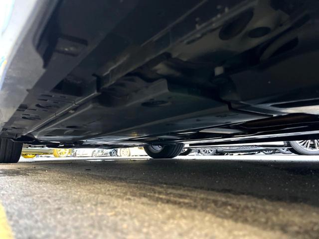 プリウス Aツーリングセレクション・ブラックエディション 特別仕様車 モデリスタフルエアロ ALPINEナビ パノラミックビュー セーフティセンス ブラインドスポット インテリジェントクリアランスソナー インテリジェントパーキングアシスト パワーシート 禁煙(55枚目)
