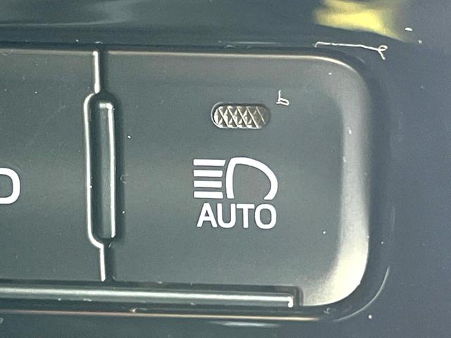 プリウス Aプレミアム 後期 モデリスタエアロ ムーンルーフ セーフティセンス 純正ナビ バックカメラ 黒革 ブラインドスポット LEDヘッド レーダークルーズ 純正15インチAW シートベンチレーション 革巻きステアリング(47枚目)