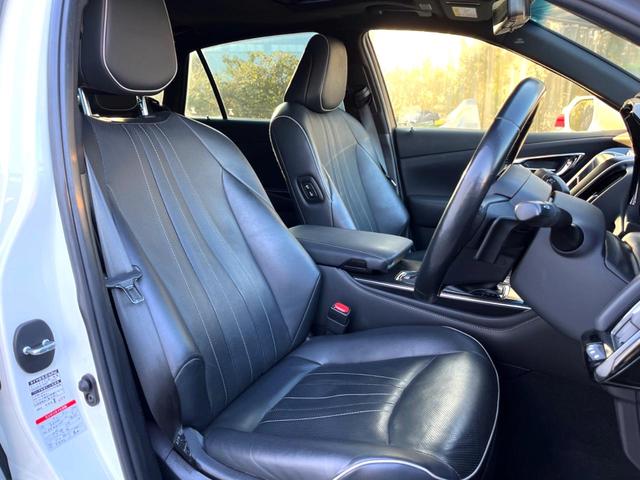 クラウンハイブリッド RSアドバンス モデリスタエアロキット ムーンルーフ レザーシートパッケージ デジタルインナーミラー セーフティパッケージプラス 純正ナビ パノラミックビュー 三眼LEDヘッド 純正18インチAW パドルシフト 禁煙(11枚目)