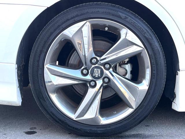 クラウンハイブリッド RSアドバンス モデリスタエアロキット ムーンルーフ レザーシートパッケージ デジタルインナーミラー セーフティパッケージプラス 純正ナビ パノラミックビュー 三眼LEDヘッド 純正18インチAW パドルシフト 禁煙(25枚目)