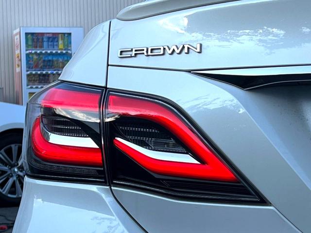 クラウンハイブリッド RSアドバンス モデリスタエアロキット ムーンルーフ レザーシートパッケージ デジタルインナーミラー セーフティパッケージプラス 純正ナビ パノラミックビュー 三眼LEDヘッド 純正18インチAW パドルシフト 禁煙(35枚目)