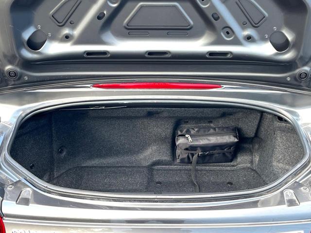 ロードスター Sレザーパッケージ ホワイトセレクション MT BOSE マツダコネクト バックカメラ 白革 セーフティパッケージ ブラインドスポット シートヒーター LEDヘッド スマートシティーブレーキサポート 純正16インチアルミ 革巻きステアリング(11枚目)