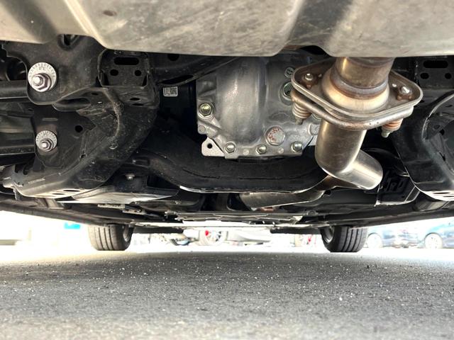 ロードスター Sレザーパッケージ ホワイトセレクション MT BOSE マツダコネクト バックカメラ 白革 セーフティパッケージ ブラインドスポット シートヒーター LEDヘッド スマートシティーブレーキサポート 純正16インチアルミ 革巻きステアリング(20枚目)