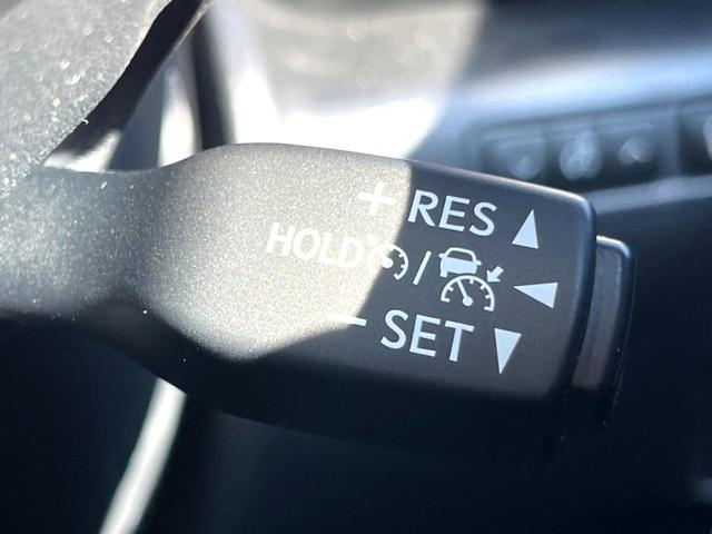 IS IS300 バージョンL クリアランスソナー セミアニリン革 メモリー付パワーシート シートベンチレーション セーフティシステムプラス フルLEDヘッド 純正10.3インチナビ バックカメラ 純正17インチAW パドルシフト(6枚目)