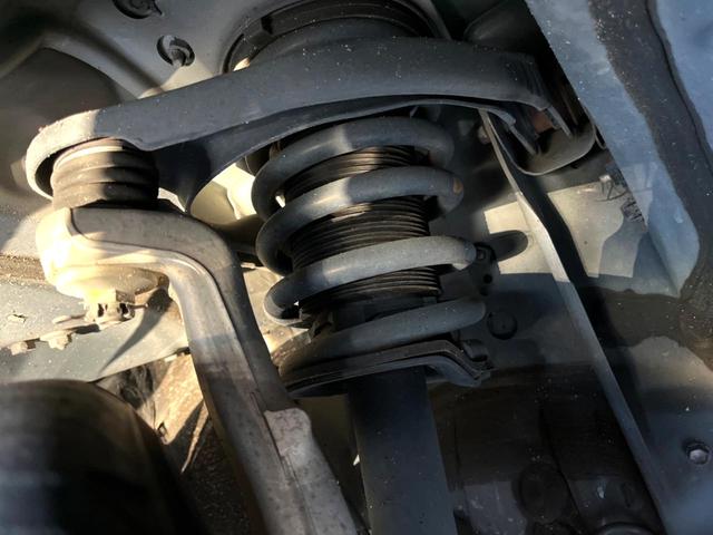 IS IS300 バージョンL クリアランスソナー セミアニリン革 メモリー付パワーシート シートベンチレーション セーフティシステムプラス フルLEDヘッド 純正10.3インチナビ バックカメラ 純正17インチAW パドルシフト(21枚目)