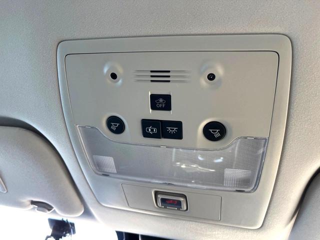 IS IS300 バージョンL クリアランスソナー セミアニリン革 メモリー付パワーシート シートベンチレーション セーフティシステムプラス フルLEDヘッド 純正10.3インチナビ バックカメラ 純正17インチAW パドルシフト(25枚目)