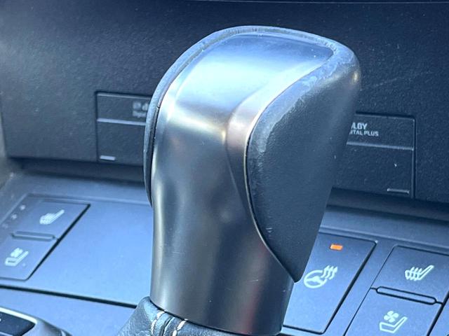 IS IS300 バージョンL クリアランスソナー セミアニリン革 メモリー付パワーシート シートベンチレーション セーフティシステムプラス フルLEDヘッド 純正10.3インチナビ バックカメラ 純正17インチAW パドルシフト(47枚目)