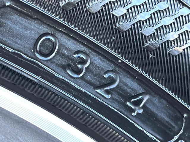 IS IS300 バージョンL クリアランスソナー セミアニリン革 メモリー付パワーシート シートベンチレーション セーフティシステムプラス フルLEDヘッド 純正10.3インチナビ バックカメラ 純正17インチAW パドルシフト(57枚目)