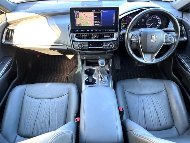 クラウンハイブリッド G Four 後期 セーフティパッケージプラス セーフティセンス 純正12.3インチナビ パノラミックビュー 黒革 ブラインドスポット 三眼LEDヘッド 純正18インチAW メモリー付パワーシート シートヒーター(2枚目)