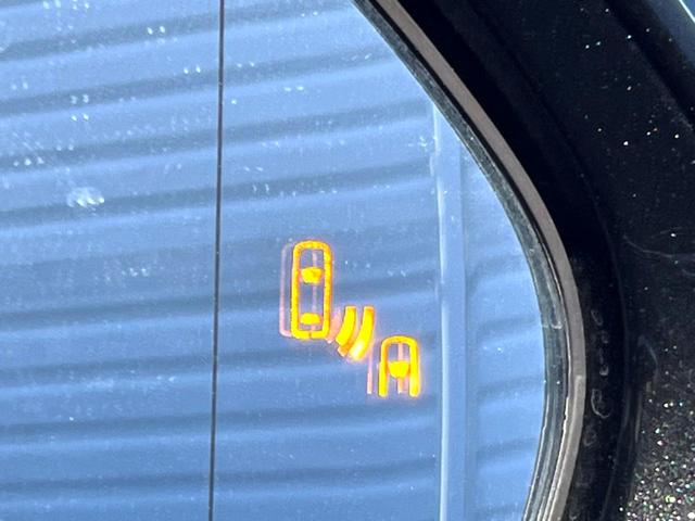 クラウンハイブリッド G Four 後期 セーフティパッケージプラス セーフティセンス 純正12.3インチナビ パノラミックビュー 黒革 ブラインドスポット 三眼LEDヘッド 純正18インチAW メモリー付パワーシート シートヒーター(7枚目)