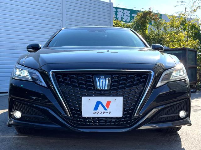 クラウンハイブリッド G Four 後期 セーフティパッケージプラス セーフティセンス 純正12.3インチナビ パノラミックビュー 黒革 ブラインドスポット 三眼LEDヘッド 純正18インチAW メモリー付パワーシート シートヒーター(16枚目)