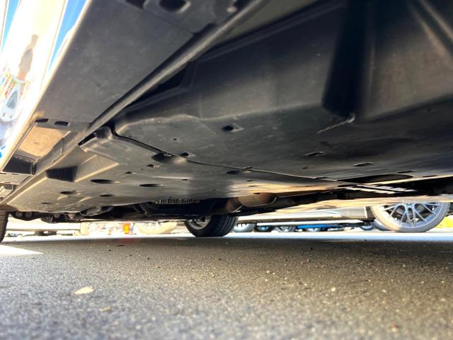 クラウンハイブリッド G Four 後期 セーフティパッケージプラス セーフティセンス 純正12.3インチナビ パノラミックビュー 黒革 ブラインドスポット 三眼LEDヘッド 純正18インチAW メモリー付パワーシート シートヒーター(29枚目)