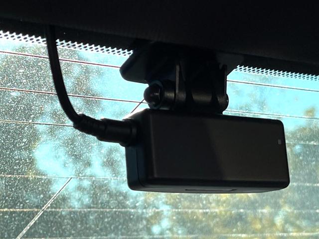 クラウンハイブリッド G Four 後期 セーフティパッケージプラス セーフティセンス 純正12.3インチナビ パノラミックビュー 黒革 ブラインドスポット 三眼LEDヘッド 純正18インチAW メモリー付パワーシート シートヒーター(44枚目)