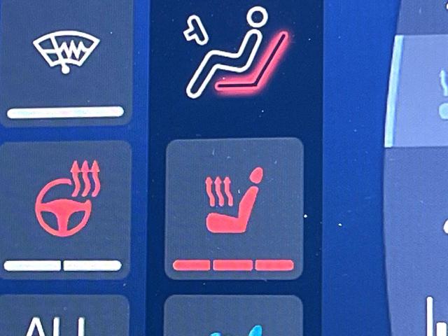 クラウンハイブリッド G Four 後期 セーフティパッケージプラス セーフティセンス 純正12.3インチナビ パノラミックビュー 黒革 ブラインドスポット 三眼LEDヘッド 純正18インチAW メモリー付パワーシート シートヒーター(57枚目)