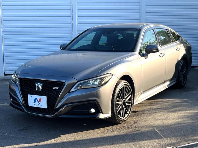 クラウンハイブリッド ＲＳ　Ｆｏｕｒ　リミテッドＩＩ　後期　セーフティセンス　純正１２．３インチナビ　バックカメラ　黒革　ブラインドスポット　三眼ＬＥＤヘッド　パワーシート　シートベンチレーション　純正１８インチＡＷ　革巻きステアリング　スマートキー（27枚目）