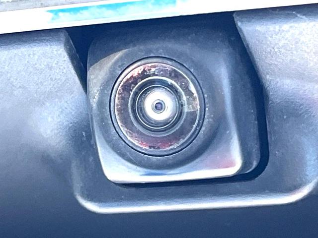 クラウンハイブリッド ＲＳ　Ｆｏｕｒ　リミテッドＩＩ　後期　セーフティセンス　純正１２．３インチナビ　バックカメラ　黒革　ブラインドスポット　三眼ＬＥＤヘッド　パワーシート　シートベンチレーション　純正１８インチＡＷ　革巻きステアリング　スマートキー（34枚目）