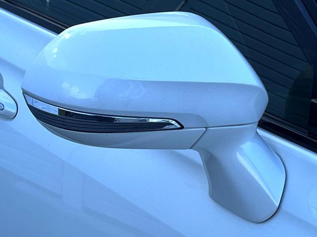 クラウンハイブリッド ＲＳアドバンス　モデリスタエアロキット　ムーンルーフ　セーフティセンス　ブラインドスポット　三眼ＬＥＤヘッド　純正ＳＤナビ　バックカメラ　ハーフレザー　メモリー付パワーシート　純正１８インチＡＷ　ステアリングヒーター（42枚目）